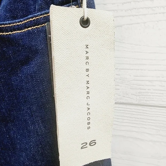 Marc by Marc Jacobs Ella Skinny Crop